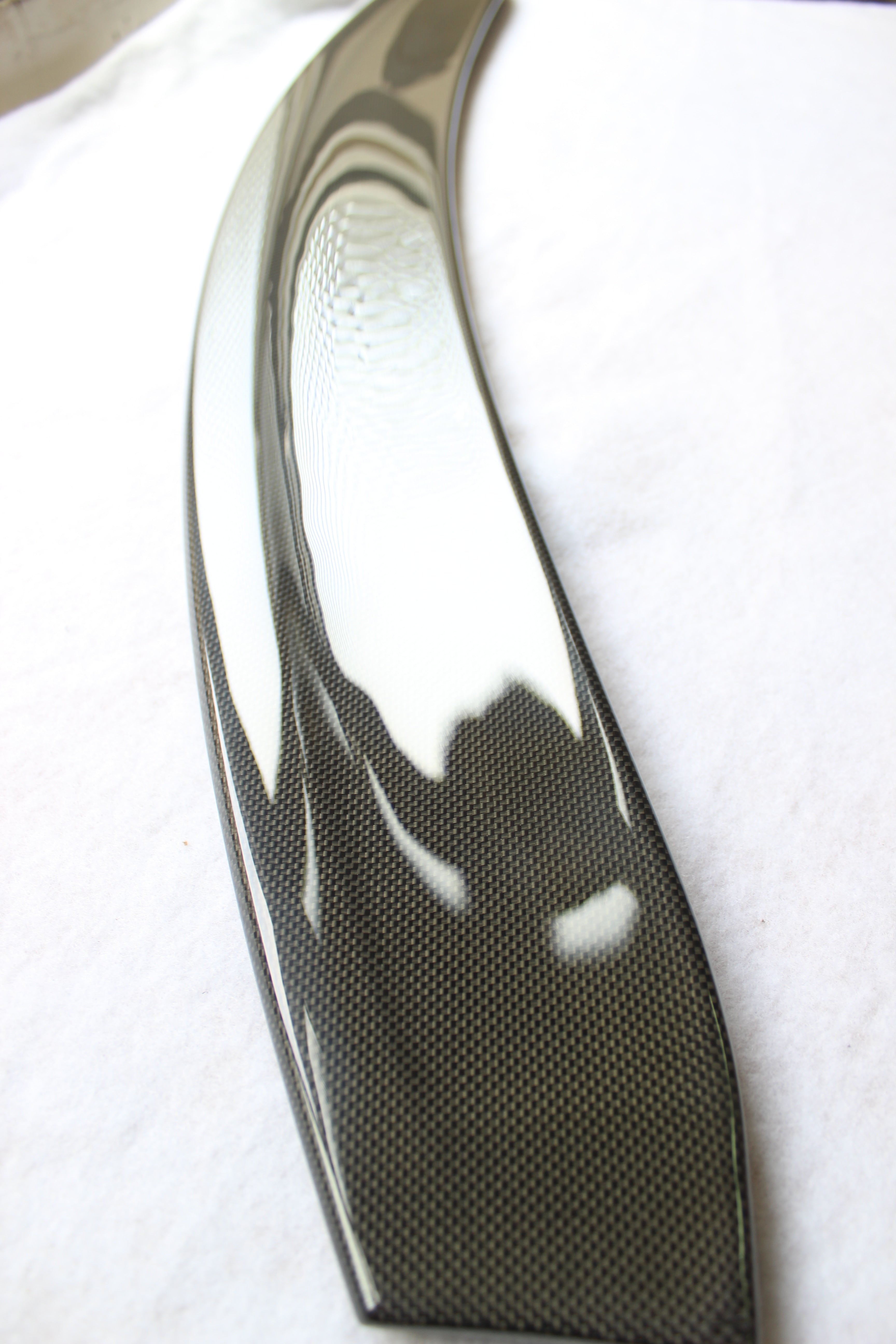 981 carbon rear spoiler (Factory version none duck tail)