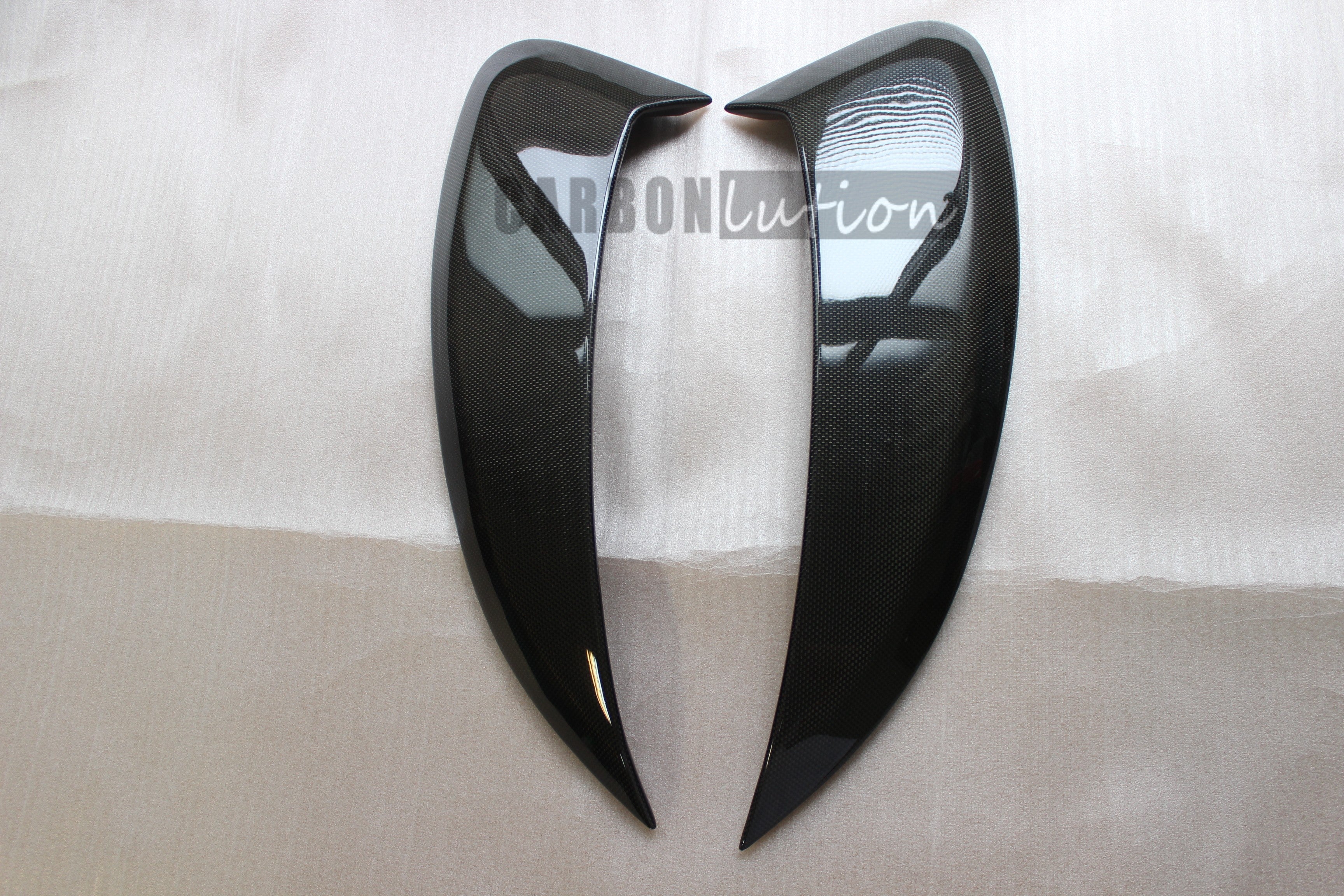 981 Carbon fiber side scoop intake