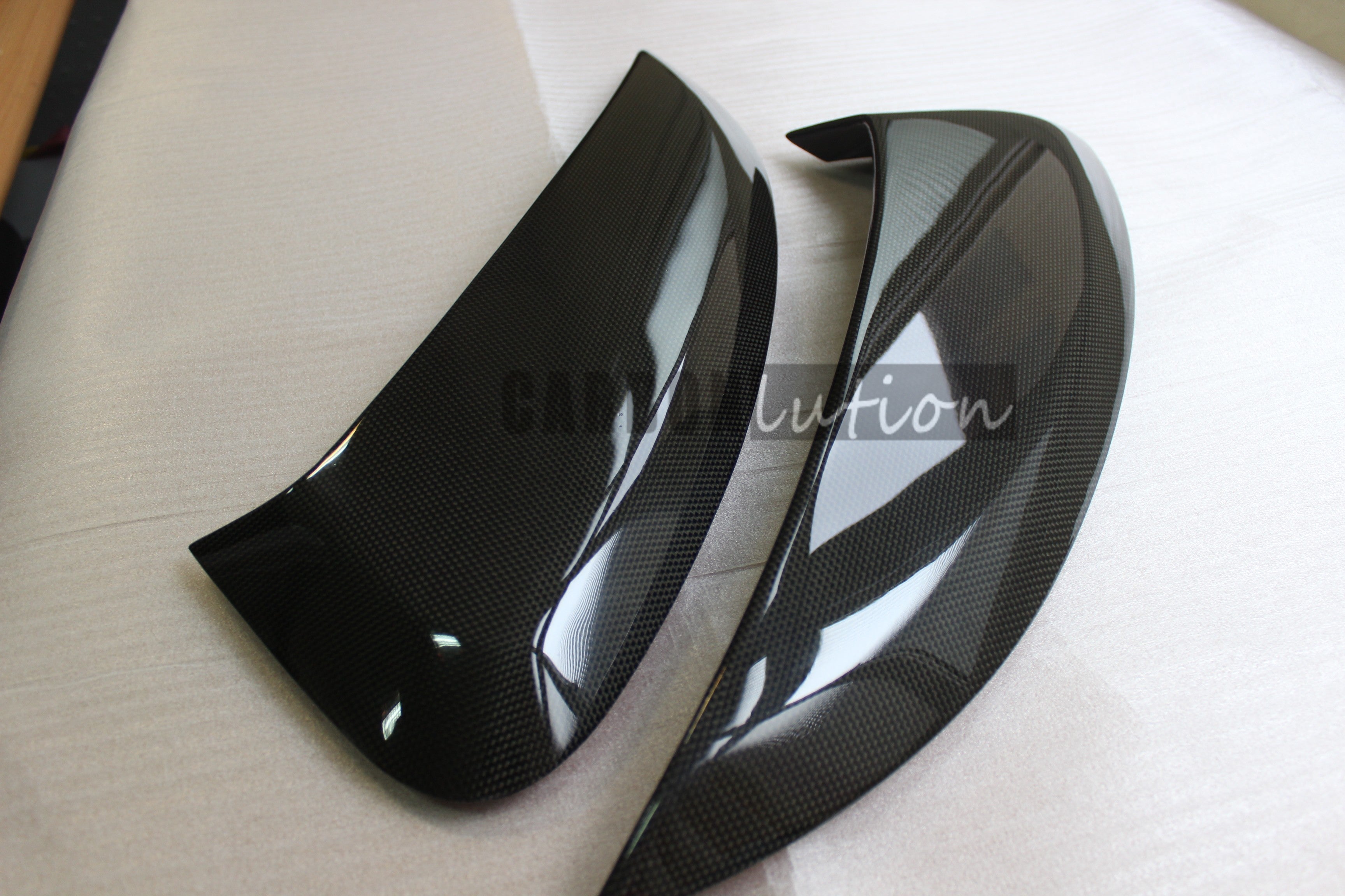 981 Carbon fiber side scoop intake