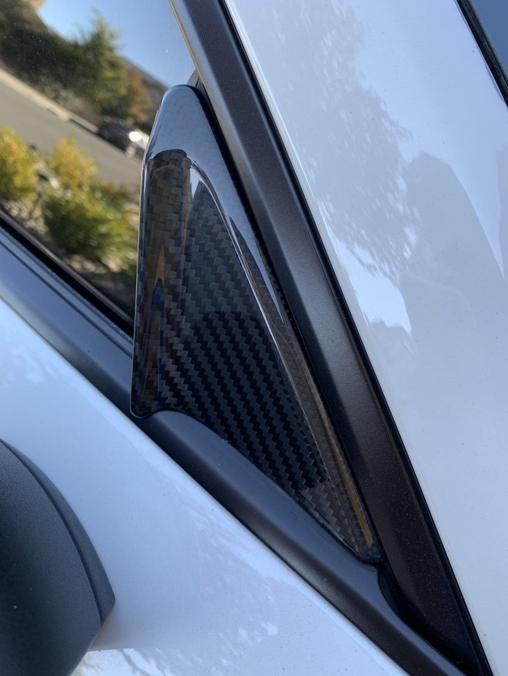 Carbon fiber exterior triangle wind buffeting diffuser for Porsche 991 981 718