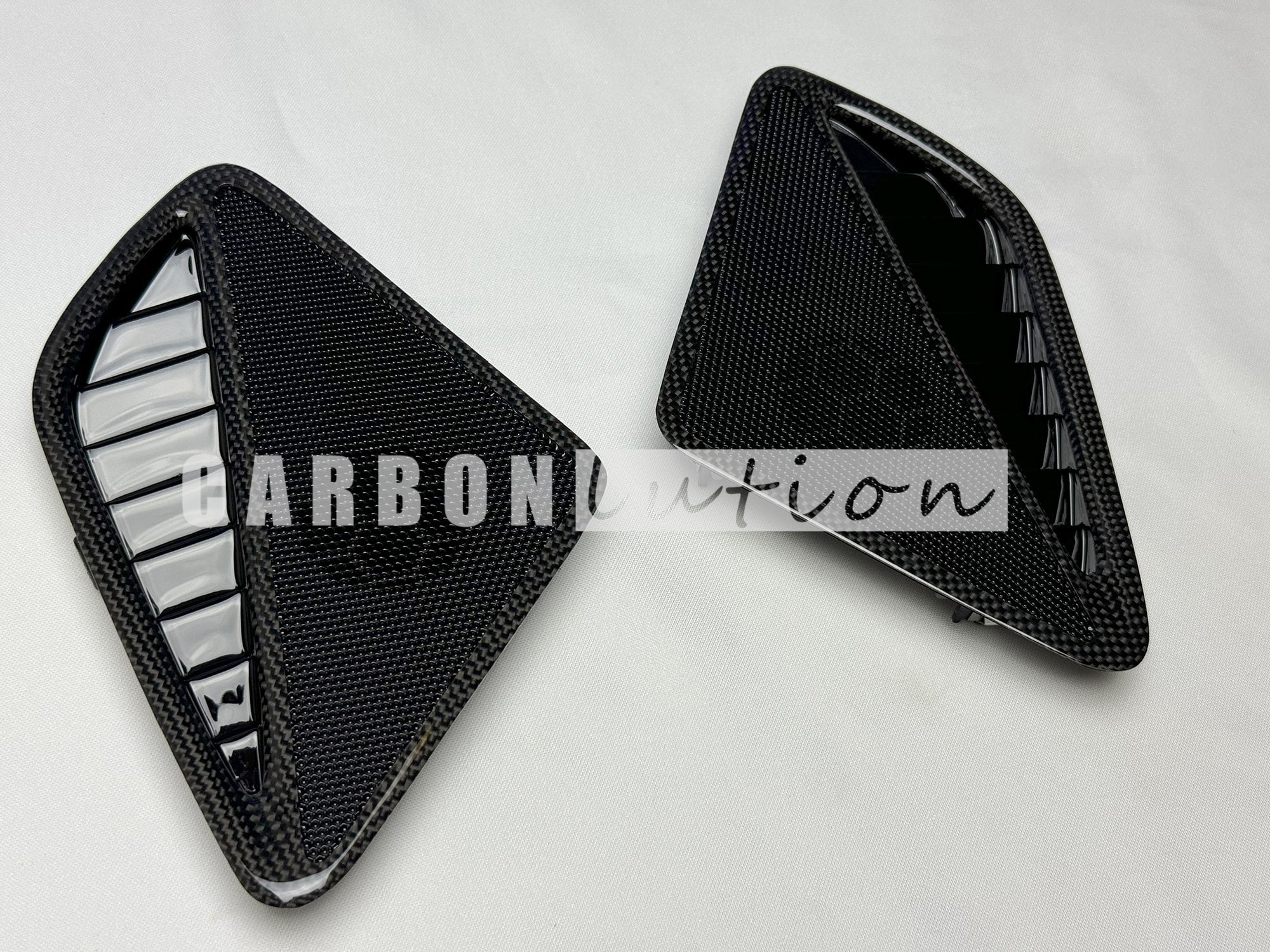 Carbon air speaker grill