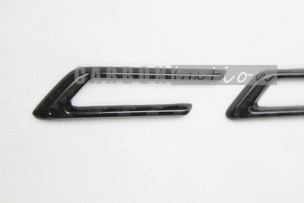 Corvette C8 carbon fiber emblem badges