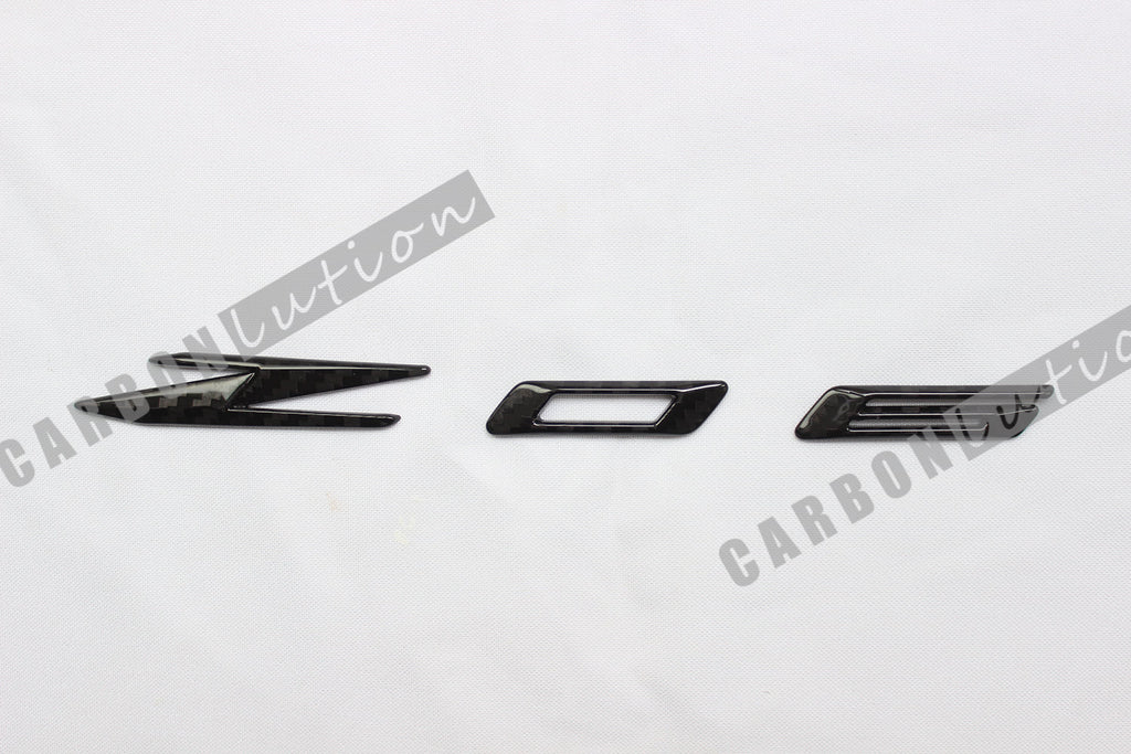 Corvette C8 Z06 carbon emblem