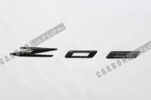 Corvette C8 Z06 carbon emblem