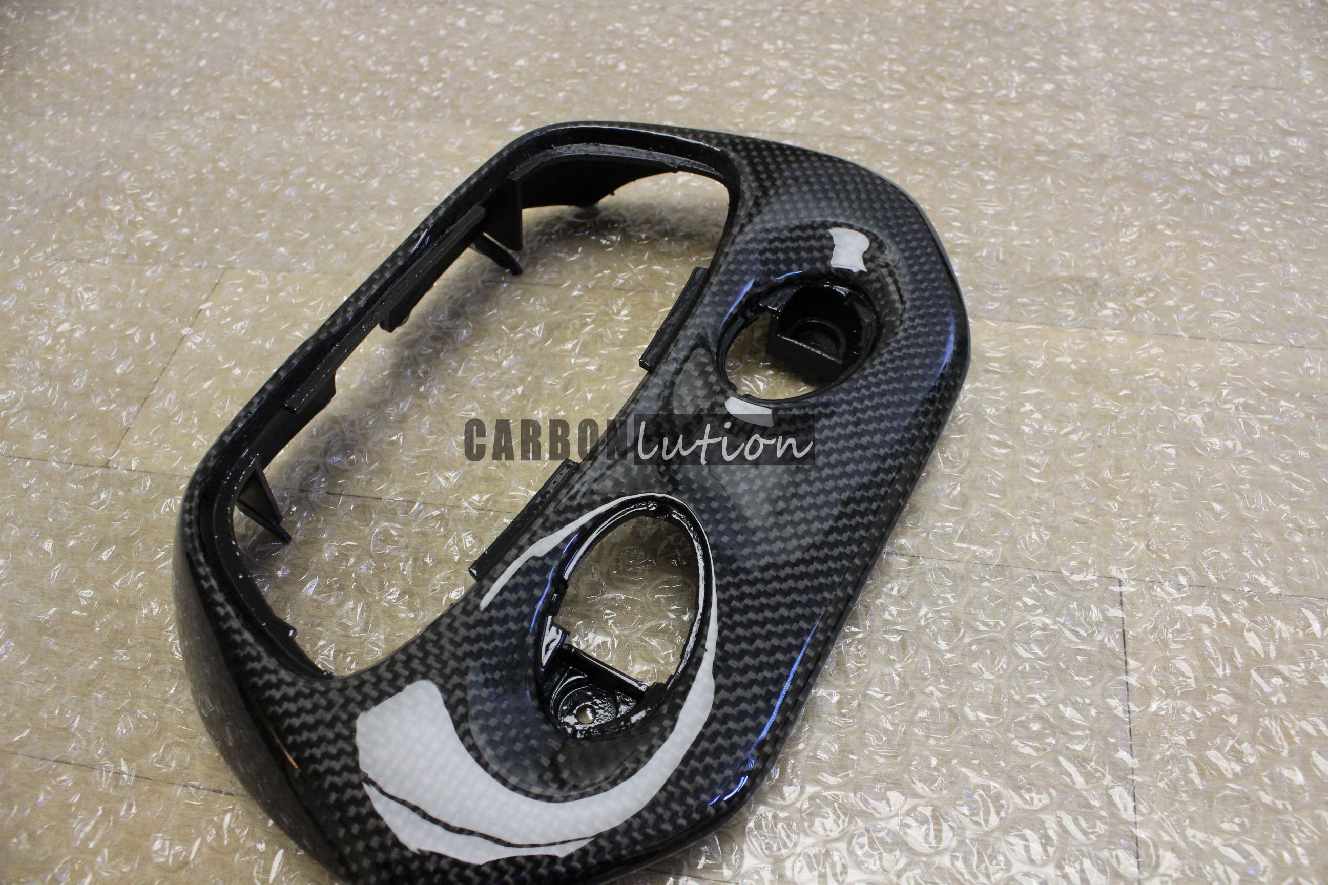 997 carbon fiber dome light trim (coupe without sunroof)