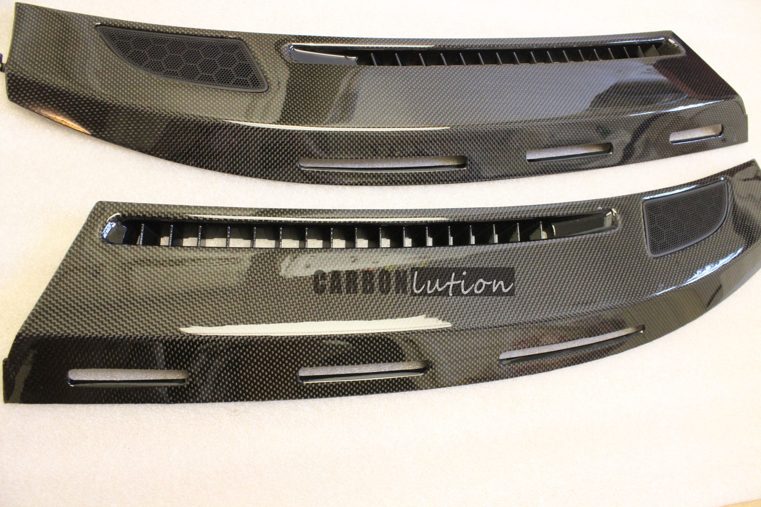 Carbon fiber dash board defroster trim