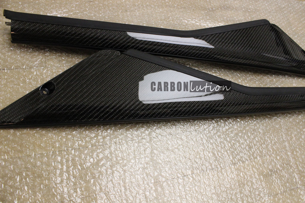 Carbon fiber outside pillar