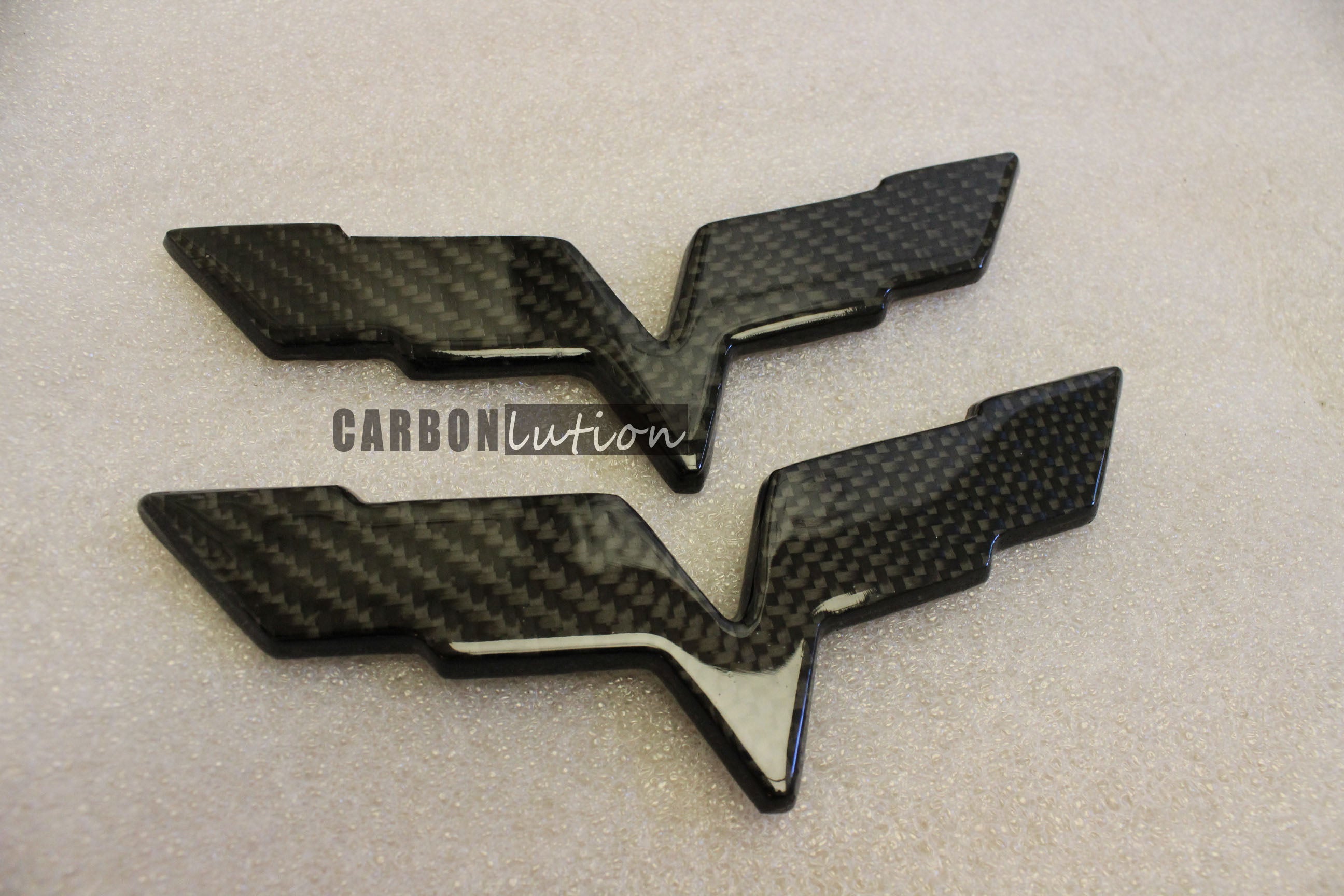 Corvette C6 carbon fiber emblem