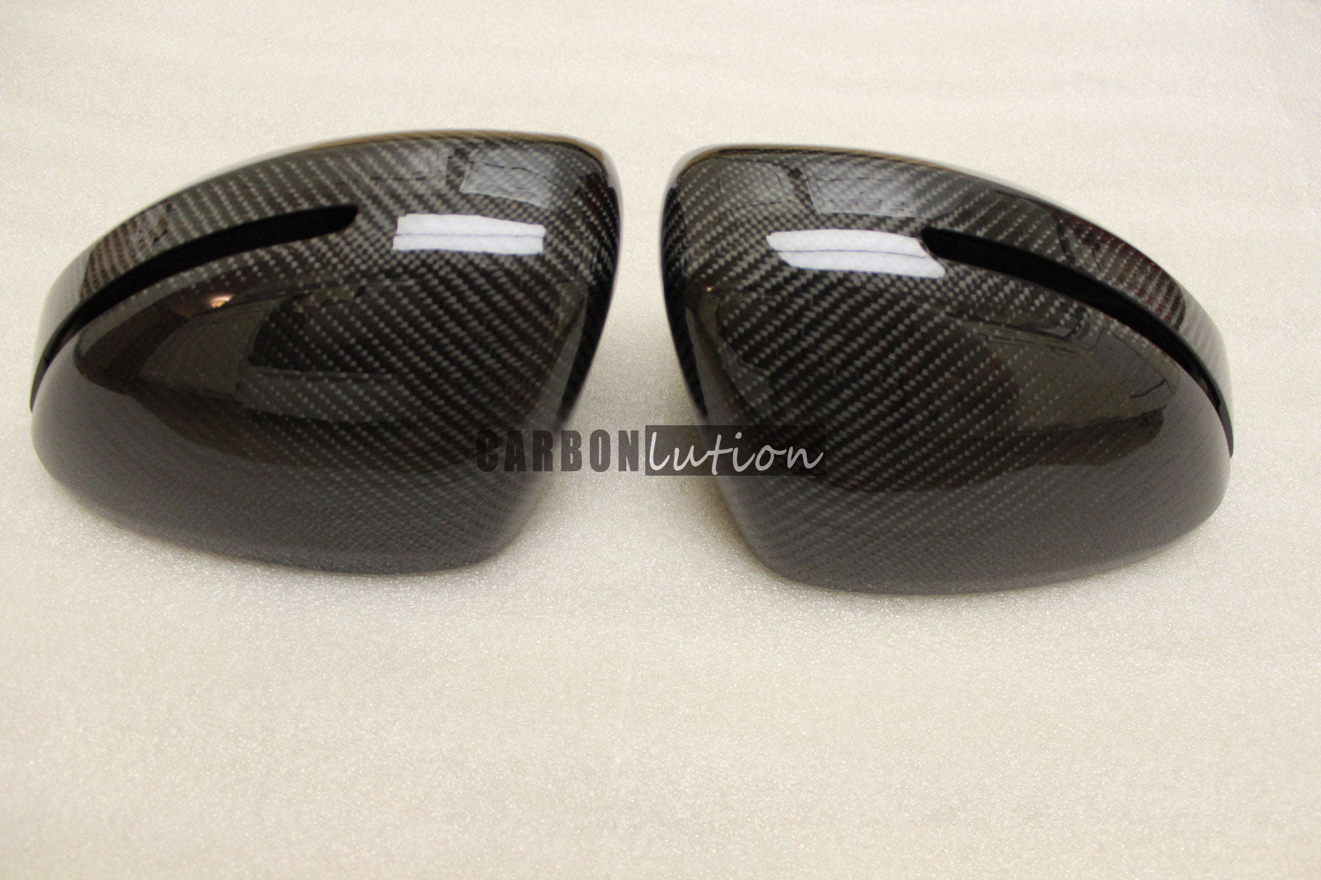 Audi R8 carbon fiber mirror housing